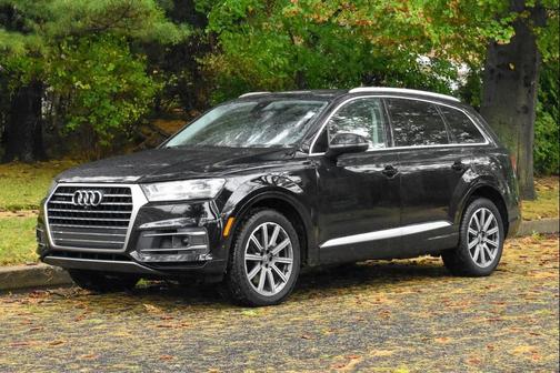 2019 Audi Q7 55 Premium Plus