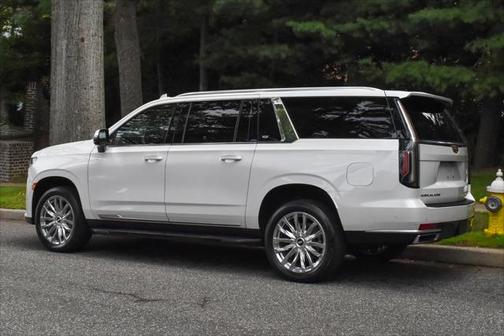 2022 Cadillac Escalade ESV Premium Luxury