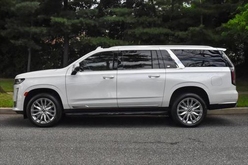2022 Cadillac Escalade ESV Premium Luxury