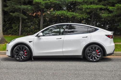 2022 Tesla Model Y Performance Dual Motor All-Wheel Drive