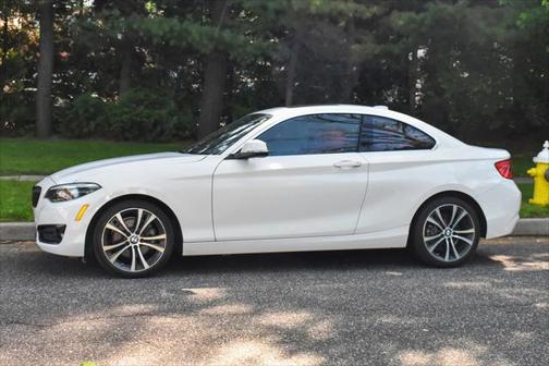 2018 BMW 230