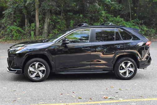 2023 Toyota RAV4 Prime SE