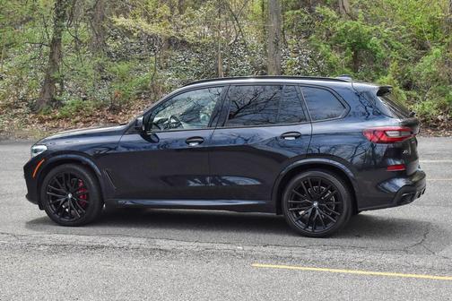 Carbon Black Metallic 2022 BMW X5 sDrive40i