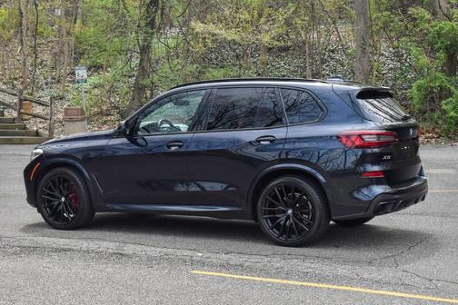 Carbon Black Metallic 2022 BMW X5 sDrive40i