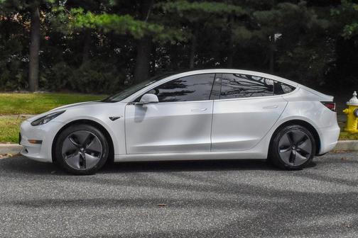 2020 Tesla Model 3 Standard Range Plus