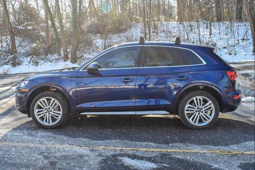 2020 Audi Q5 45 Premium Plus