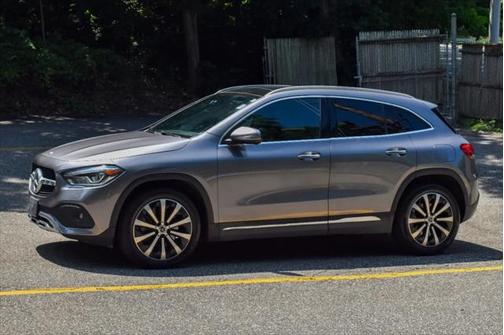 2021 Mercedes-Benz GLA 250 Base 4MATIC