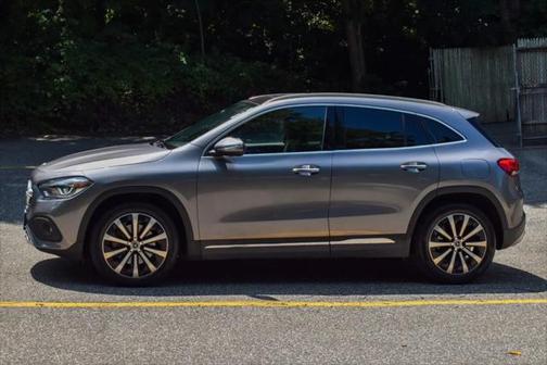 2021 Mercedes-Benz GLA 250 Base 4MATIC