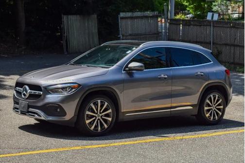 2021 Mercedes-Benz GLA 250 Base 4MATIC
