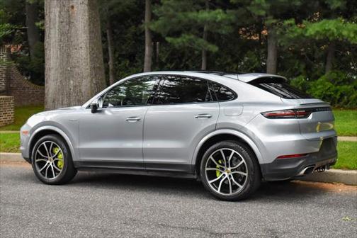 2020 Porsche Cayenne E-Hybrid S