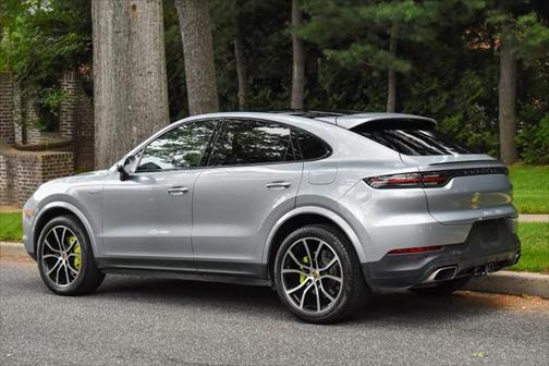 2020 Porsche Cayenne E-Hybrid S