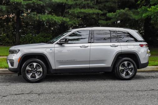 2023 Jeep Grand Cherokee 4xe Base