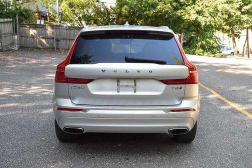 2018 Volvo XC60 Recharge Plug-In Hybrid T8 Inscription