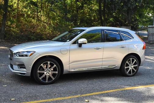 2018 Volvo XC60 Recharge Plug-In Hybrid T8 Inscription