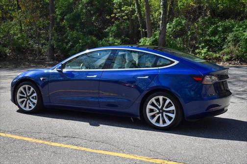 2020 Tesla Model 3 Standard Range Plus