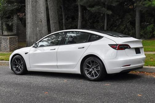 2023 Tesla Model 3 Standard Range