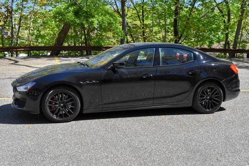 Black 2019 Maserati Ghibli S Q4