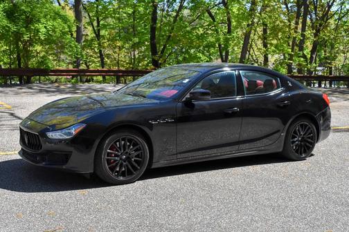 Black 2019 Maserati Ghibli S Q4