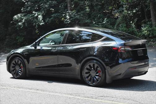 2022 Tesla Model Y Performance Dual Motor All-Wheel Drive