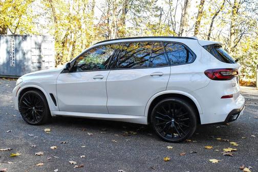 2023 BMW X5 sDrive40i