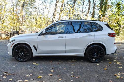 2023 BMW X5 sDrive40i