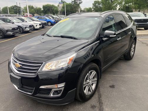 Mosaic Black Metallic 2016 Chevrolet Traverse 2LT