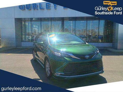 2023 Toyota Sienna XLE 7 Passenger