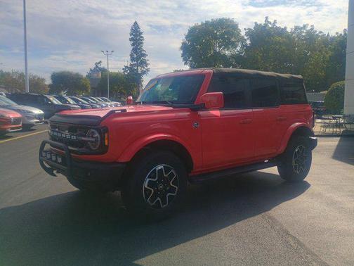 2023 Ford Bronco Outer Banks