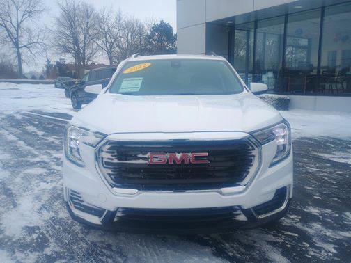 2022 GMC Terrain SLE