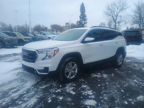 2022 GMC Terrain SLE
