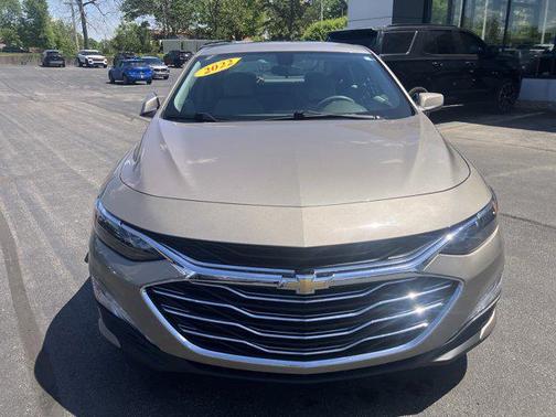 Mineral Gray Metallic 2022 Chevrolet Malibu FWD LT