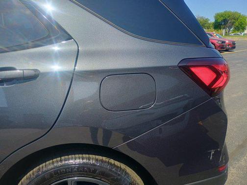 2022 Chevrolet Equinox FWD RS