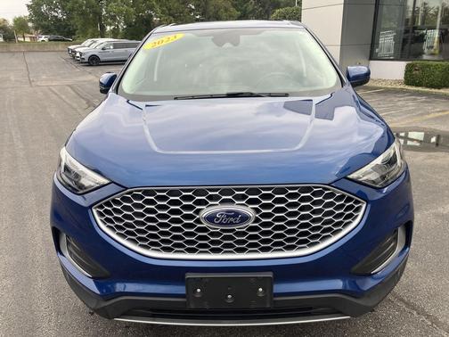 Blue Metallic 2023 Ford Edge SEL