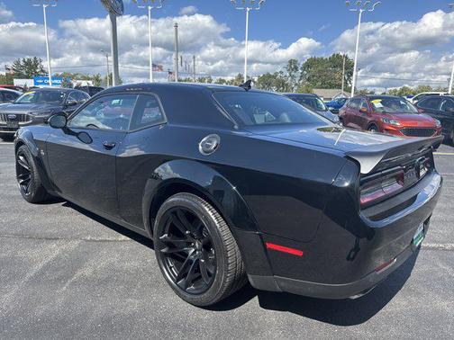 2022 Dodge Challenger R/T Scat Pack Widebody
