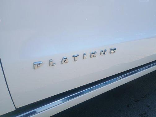 2022 Ford Expedition Max Platinum