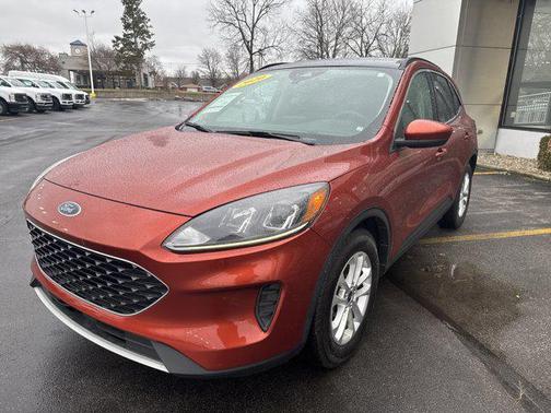 2020 Ford Escape SE