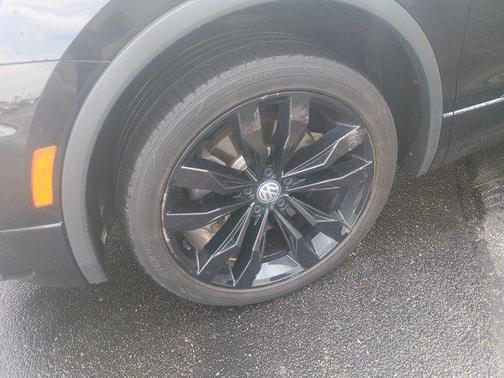 2021 Volkswagen Tiguan 2.0T SE R-Line Black 4MOTION
