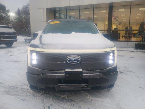 2023 Ford F-150 Lightning XLT