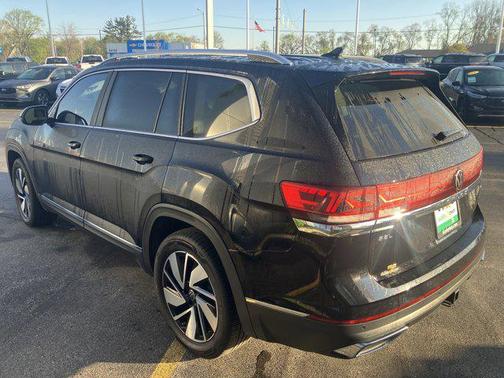Deep Black Pearl 2025 Volkswagen Atlas 2.0T SEL