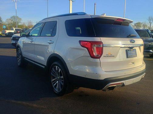 2017 Ford Explorer Platinum