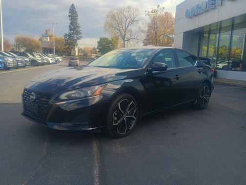 2024 Nissan Altima SR Intelligent AWD