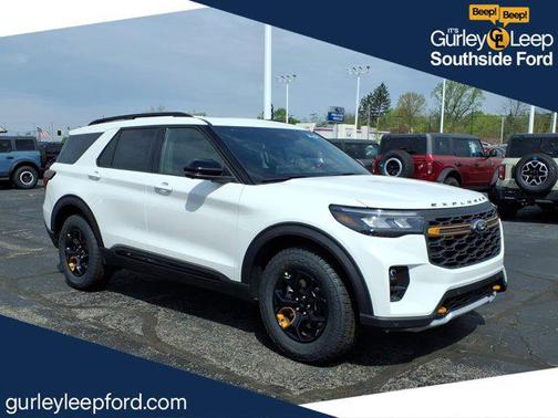 Star White Metallic Tri-Coat 2026 Ford Explorer Tremor