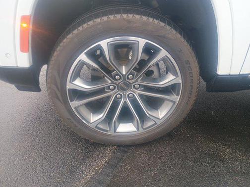 2024 Jeep Grand Wagoneer L Series III 4x4