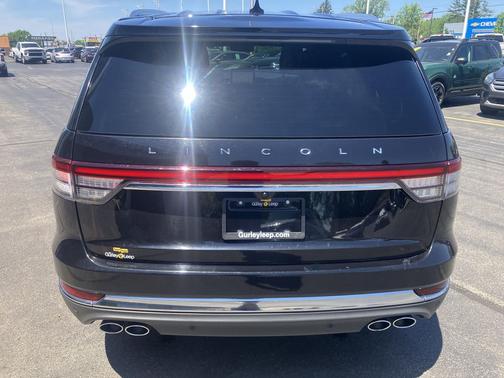 Infinite Black Metallic Clearcoat 2024 Lincoln Aviator Reserve AWD