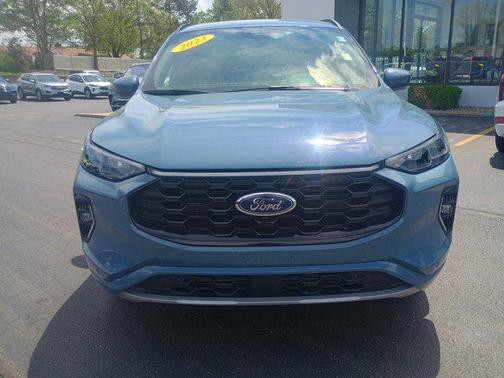 2023 Ford Escape ST-Line Elite