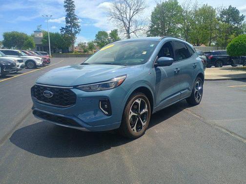 2023 Ford Escape ST-Line Elite