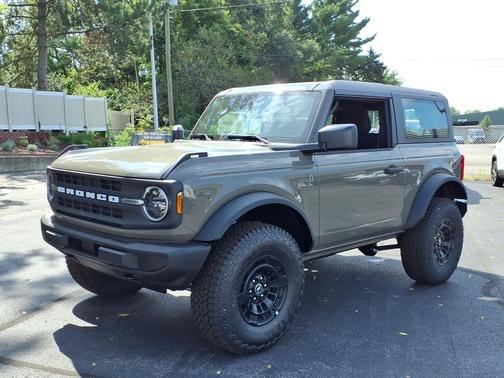 Marsh Gray 2026 Ford Bronco Base