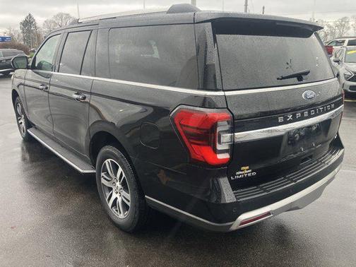 Black Metallic 2022 Ford Expedition Max Limited