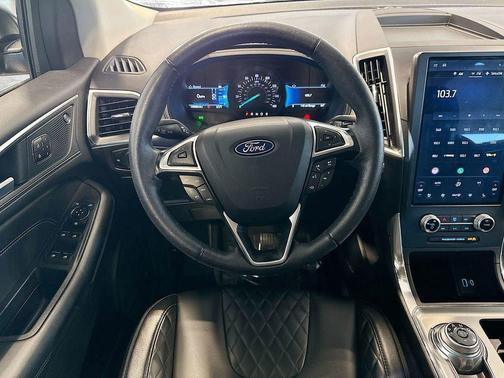 Gray Metallic 2024 Ford Edge Titanium