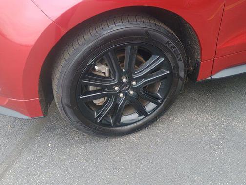 2022 Ford Edge ST Line
